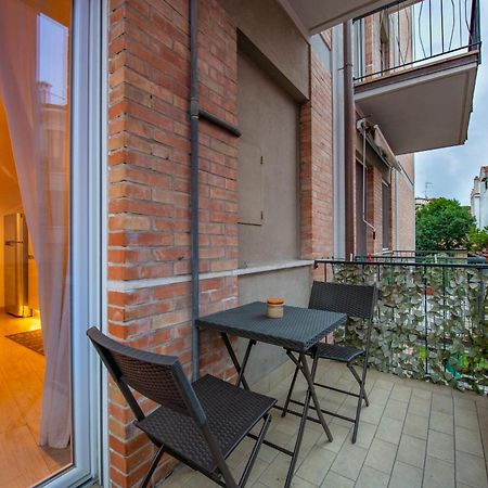 Borgo Trento Home, Incantevole Appartamento Vérone Extérieur photo